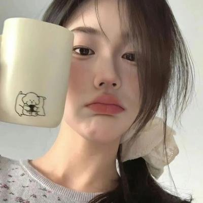 带针的女孩